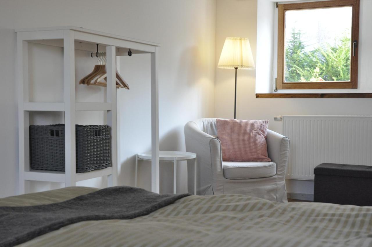 Pension Schwedenkreuz Reimerath Buitenkant foto